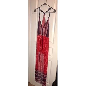 Gorgeous patterned summer dress!